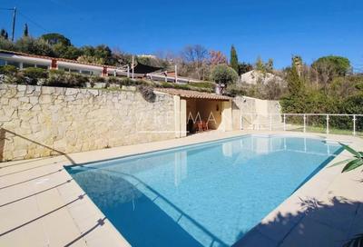 Villa - 152 m² - 5 pièces