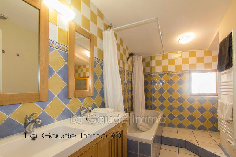 Maison de village - 89 m² - 4 pièces