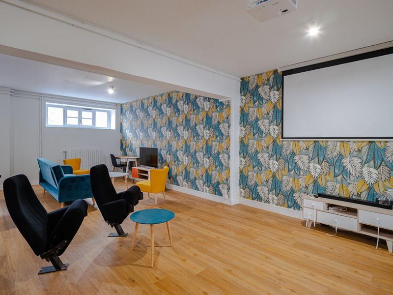 Immeuble - 310 m² - 11 pièces