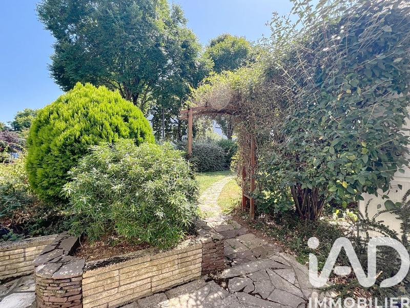 Maison - 86 m² - 4 pièces