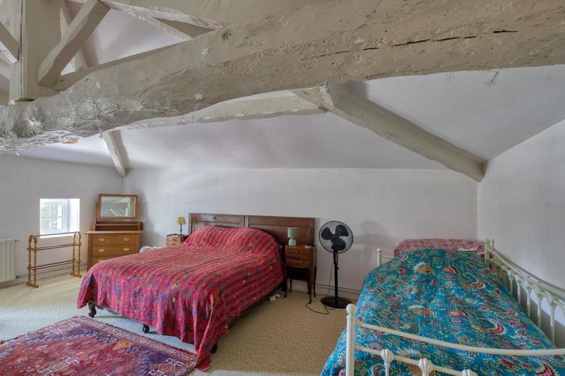 Maison de campagne - 301 m² - 7 pièces