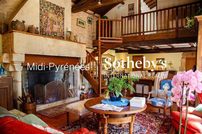 Maison de maîtres - 320 m² - 14 pièces