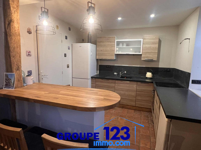 Maison - 90 m² - 4 pièces