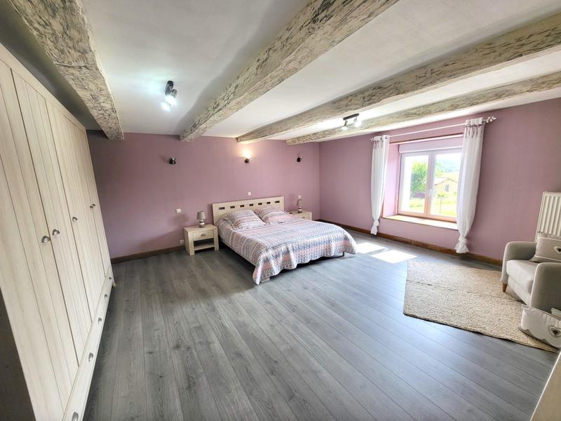 Maison - 267 m² - 8 pièces