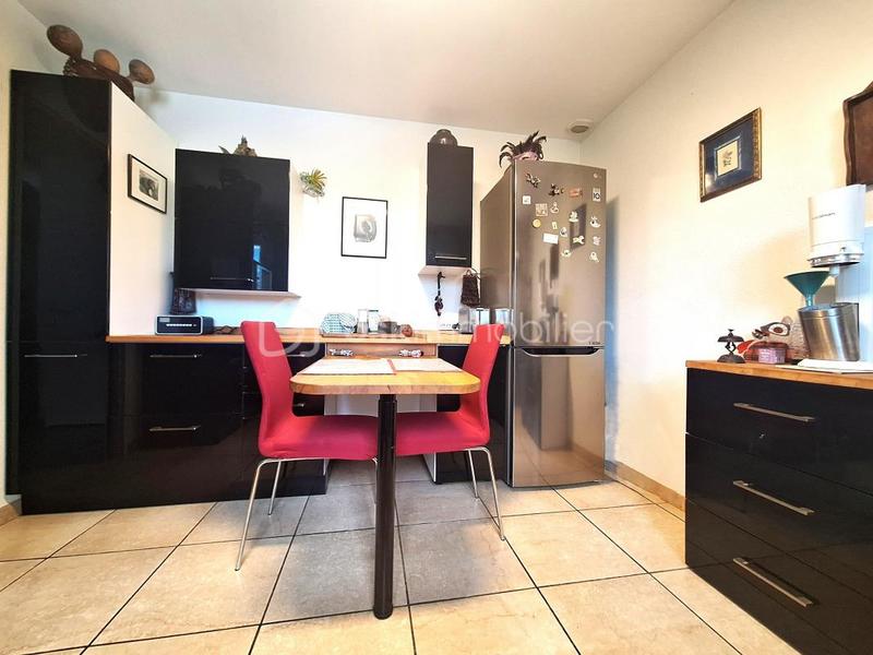 Villa - 90 m² - 4 pièces