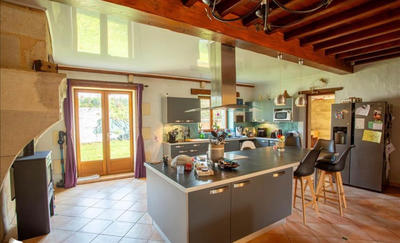 Maison - 192 m² - 6 pièces