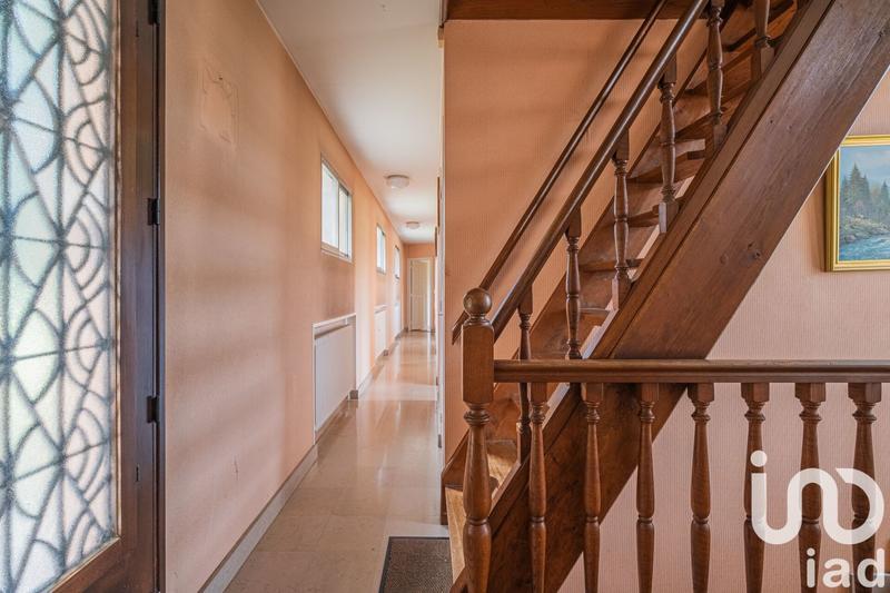 Maison - 216 m² - 5 pièces