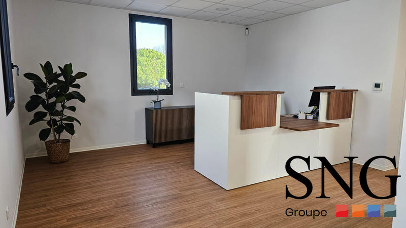 Local d'activités - 148 m²