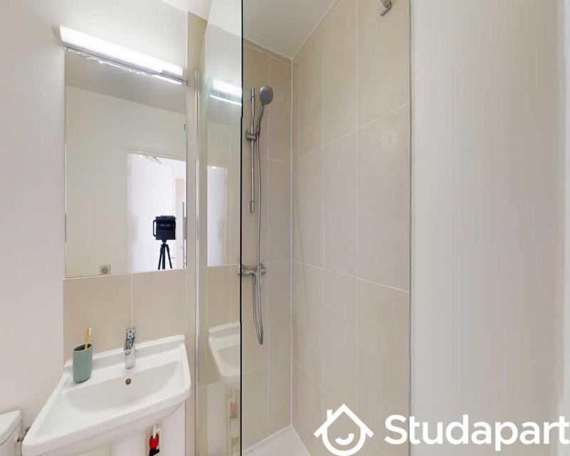 Chambre - 45 m² - 1 pièce