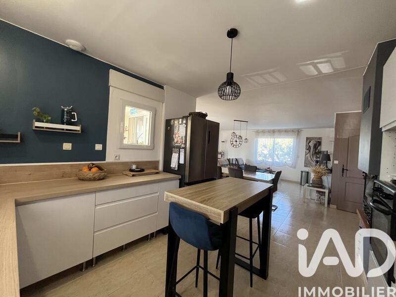 Maison - 96 m² - 6 pièces