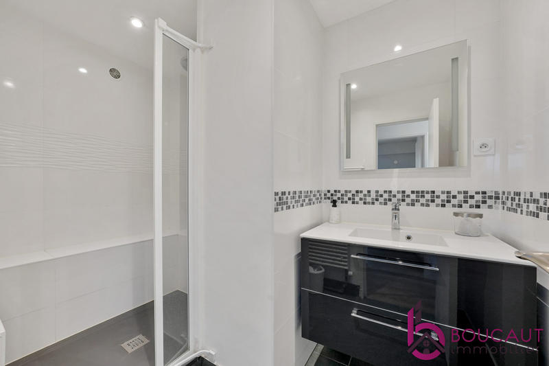 Appartement - 141 m² - 7 pièces