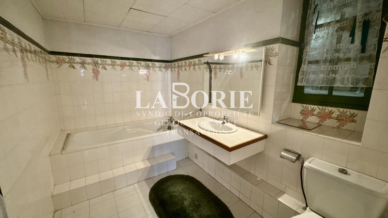 Mas - 156 m² - 5 pièces