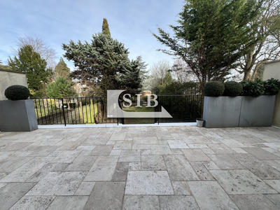 Maison - 160 m² - 7 pièces