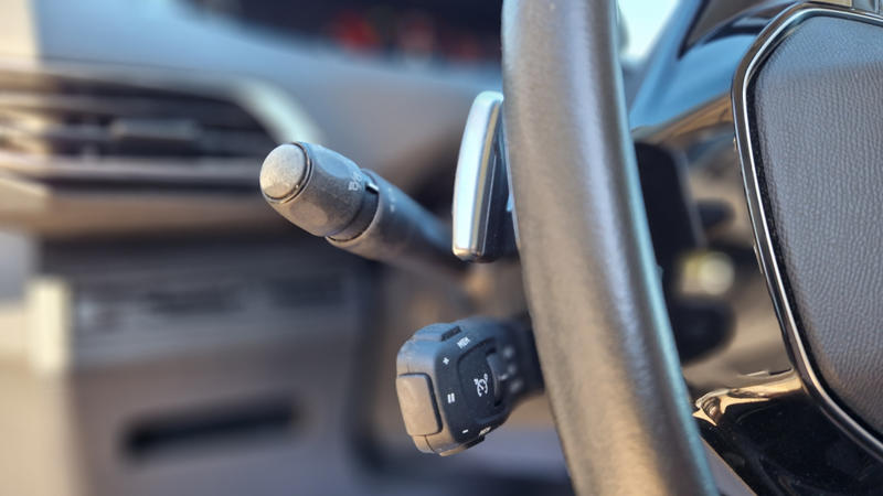 Peugeot 5008 7 Places BlueHDi 130ch SetS Eat8 Active Business