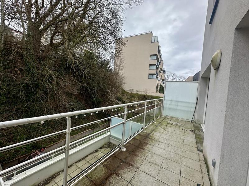 Appartement ancien - 66 m² - 3 pièces