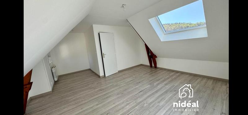 Maison - 80 m² - 5 pièces