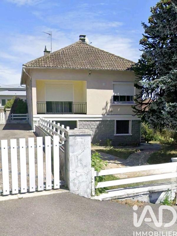 Maison - 104 m² - 4 pièces