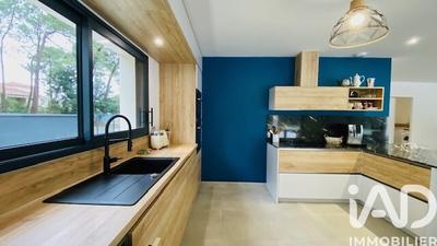 Maison - 178 m² - 6 pièces