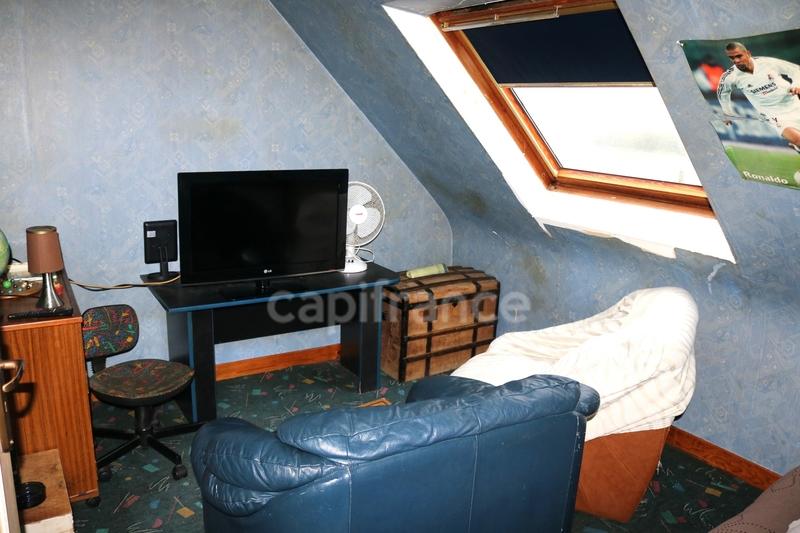 Maison - 107 m² - 6 pièces