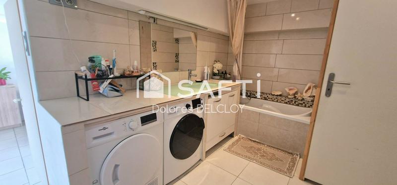 Maison - 205 m² - 8 pièces