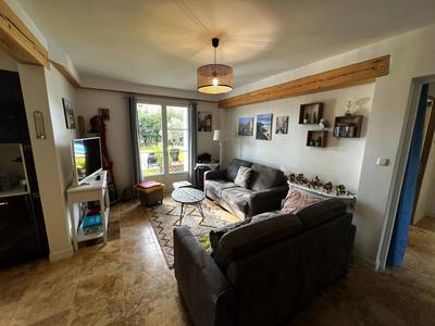 Maison - 236 m² - 10 pièces