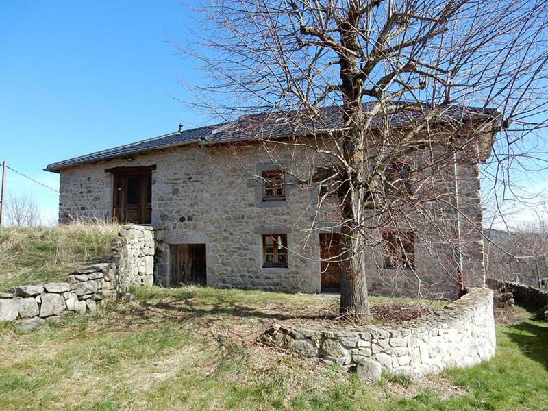 Corps de ferme - 240 m² - 7 pièces