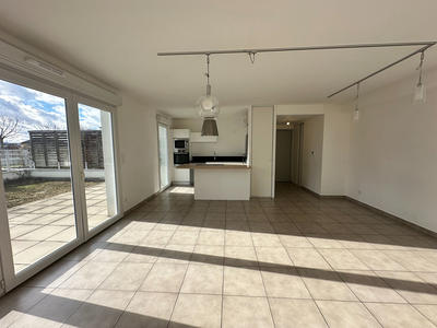 Appartement - 82 m² - 4 pièces