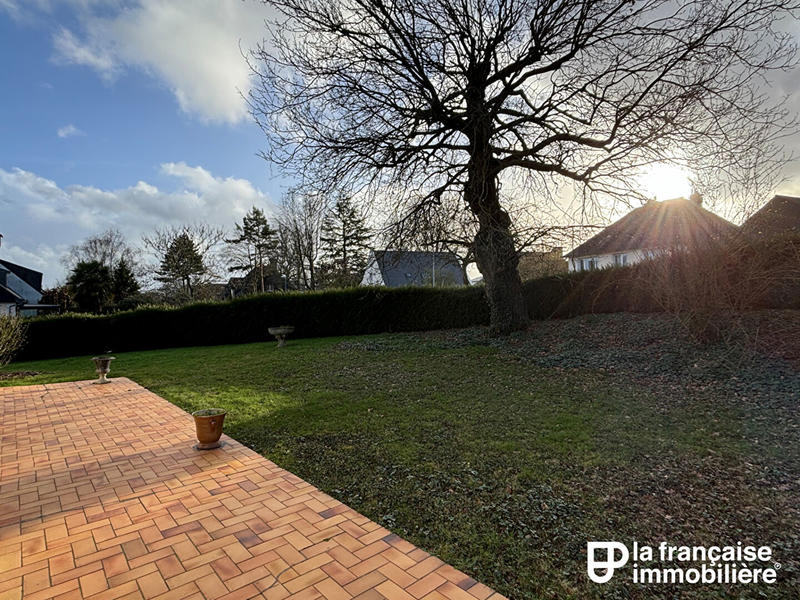 Maison - 166 m² - 8 pièces