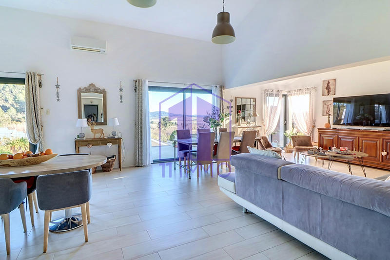 Maison contemporaine - 148 m² - 6 pièces