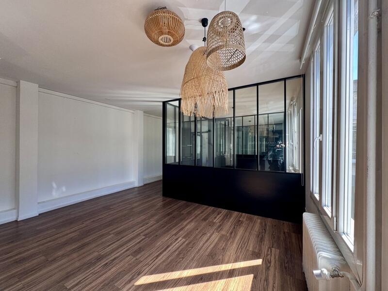 Bureau - 102 m²