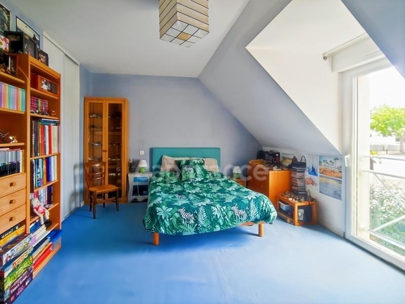 Maison - 175 m² - 7 pièces