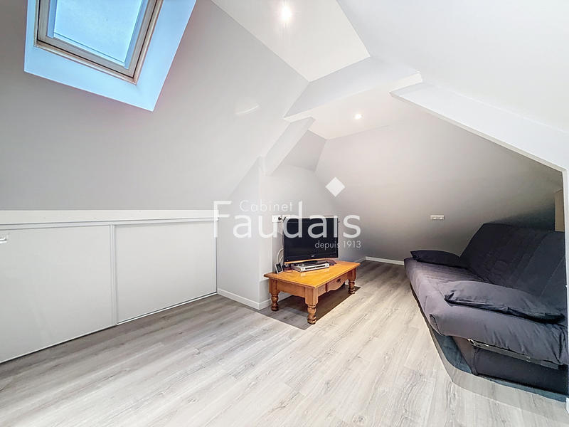 Maison - 141 m² - 5 pièces