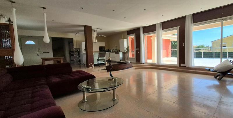 Maison - 173 m² - 6 pièces