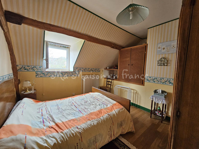 Maison - 170 m² - 9 pièces