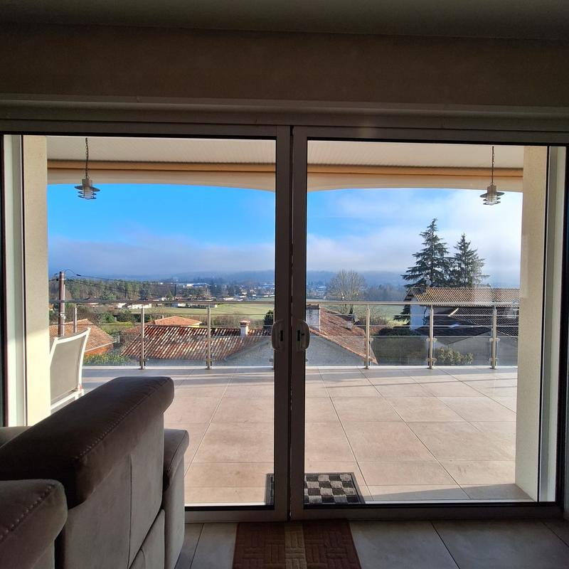 Maison - 235 m² - 7 pièces