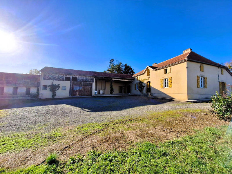 Maison - 194 m² - 5 pièces