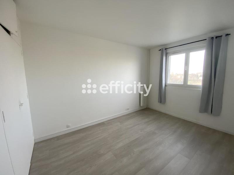 Appartement - 110 m² - 6 pièces
