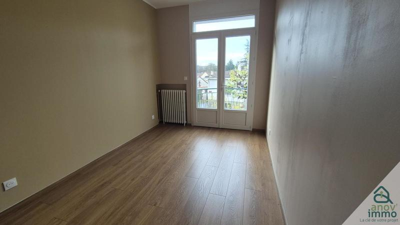 Maison - 229 m² - 10 pièces