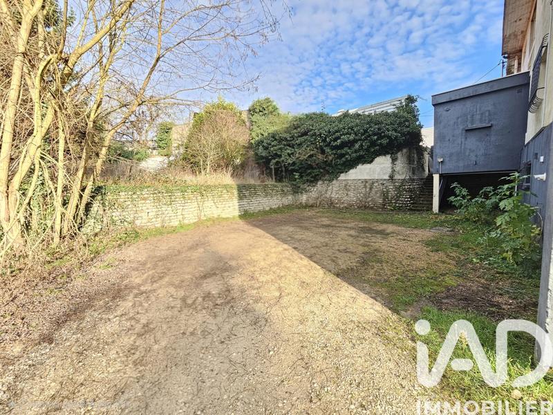 Maison - 210 m² - 8 pièces