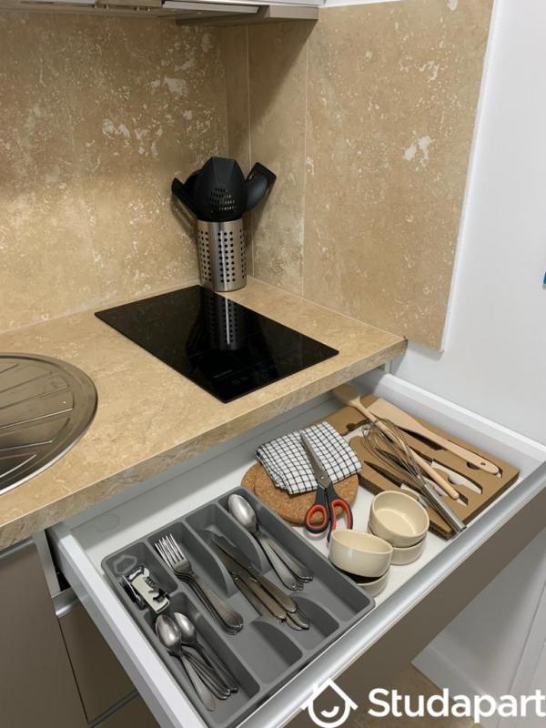 Chambre - 15 m² - 1 pièce