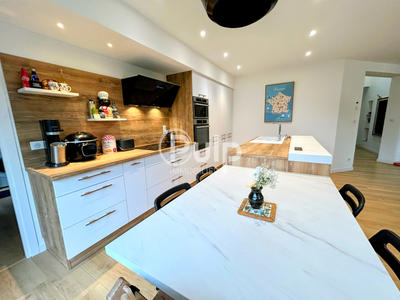 Maison - 174 m² - 7 pièces