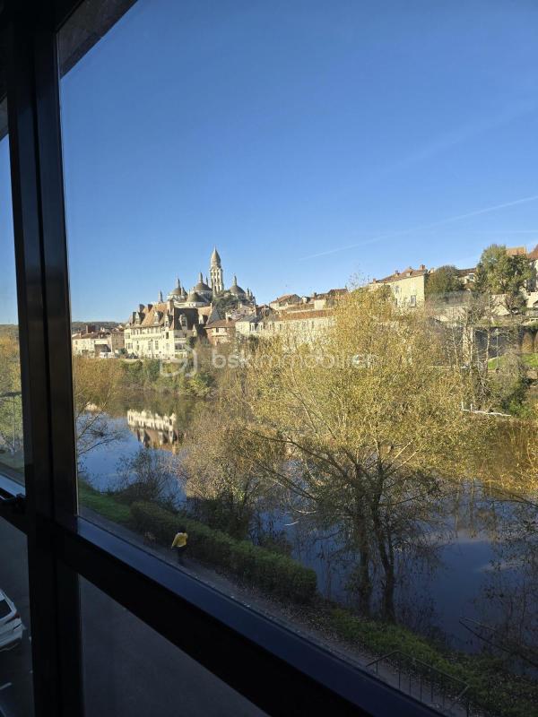 Immeuble - 270 m² - 10 pièces