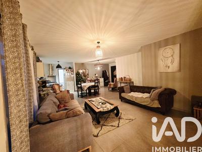 Maison - 104 m² - 5 pièces