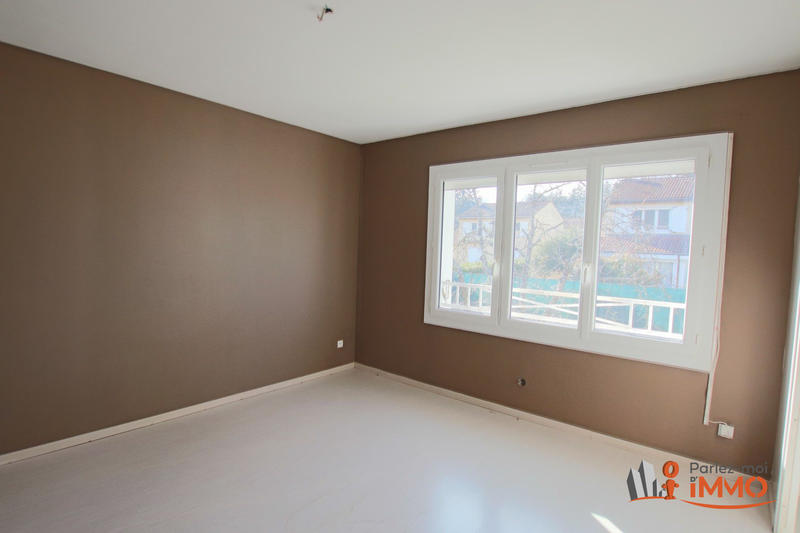 Maison - 97 m² - 4 pièces