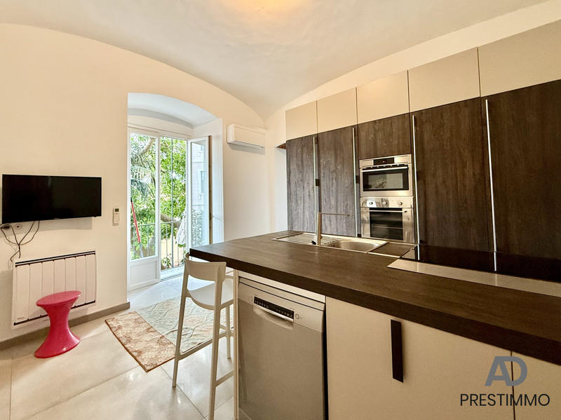 Appartement - 93 m² - 4 pièces