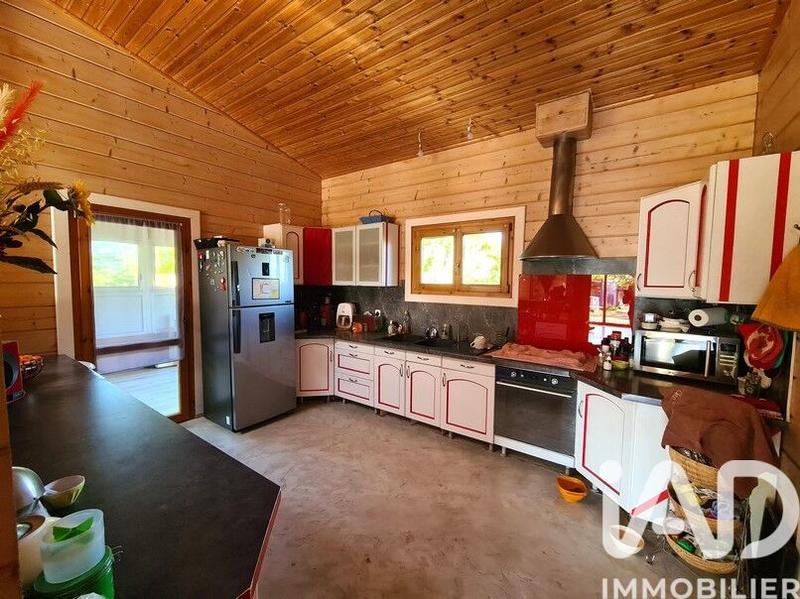 Maison - 122 m² - 6 pièces