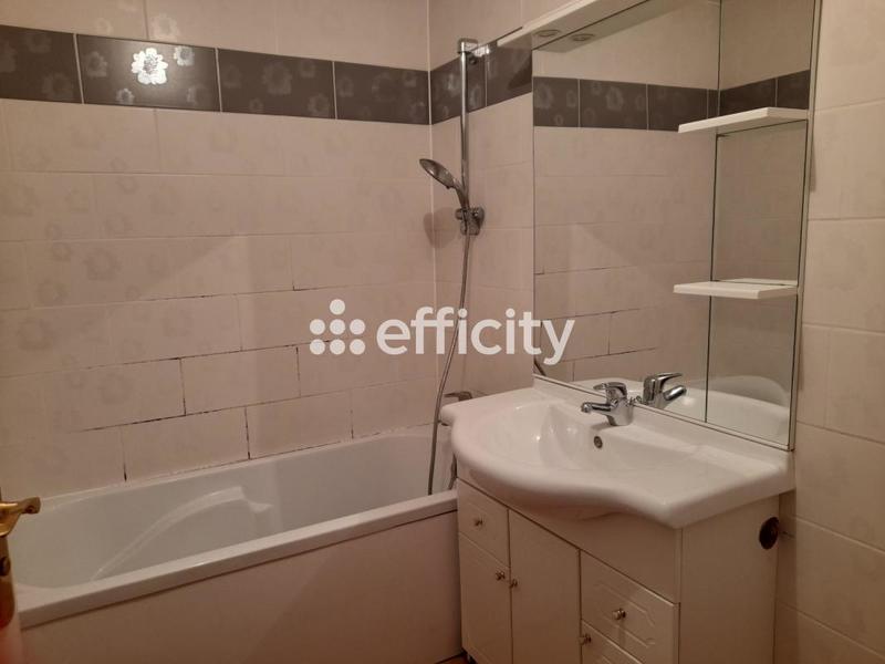 Appartement - 87 m² - 4 pièces