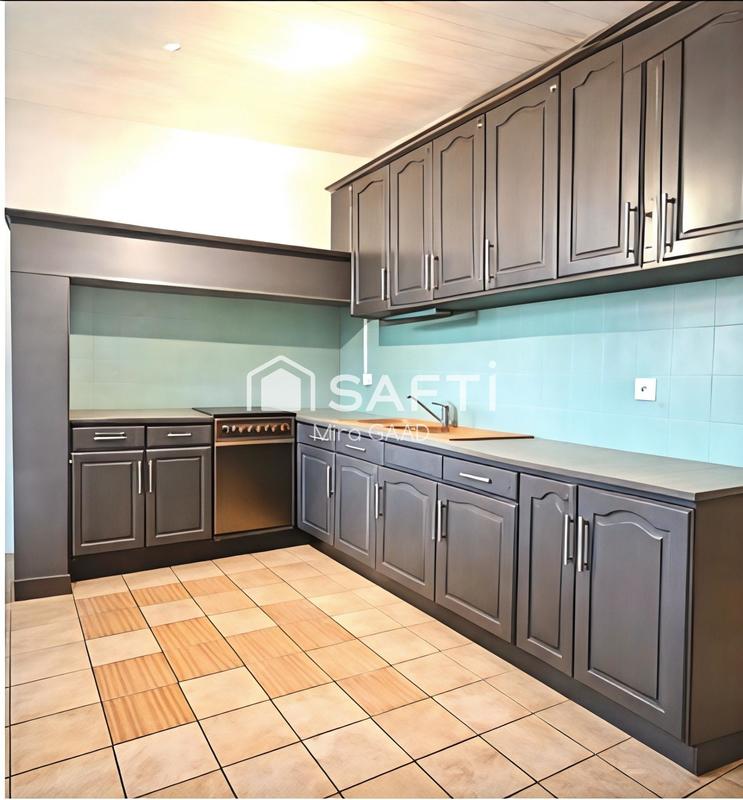 Maison - 140 m² - 5 pièces