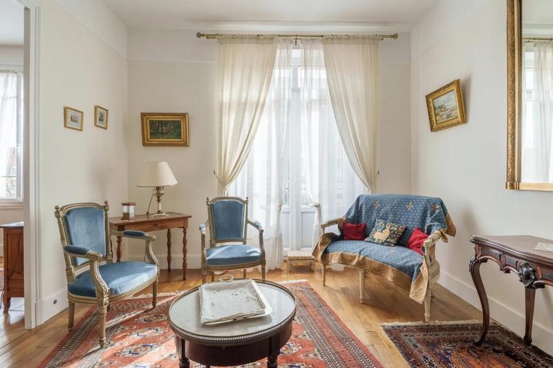 Appartement - 90 m² - 4 pièces