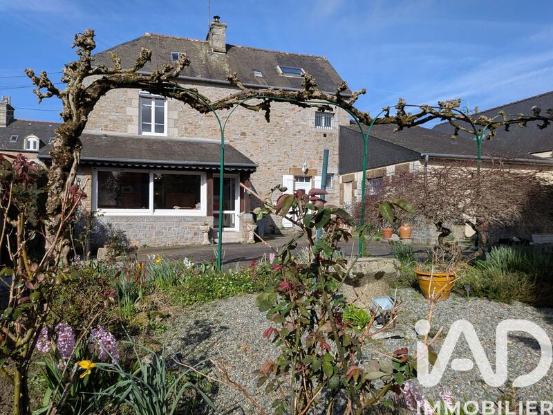 Maison - 127 m² - 6 pièces